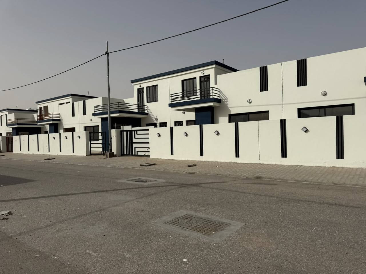 دار مميز في مجمع النخيل السكني
في محافظة النجف الأشرف 📍
في العراق 🇮🇶

شارع 12 مرحله ثالثه استلام سنه 

مساحة 200م طابقين ثلاث غرف نوم

السعر الكلي 175 مليون دينار عراقي
واصل 40 + تطلوعة 

للسعر اكتب / تم / تجيك تفاصيل كاملة
للعقار وسعره 🌴🌤

تواصل مع موظفين المكتب التسويقي لعقارات الصائغ للاستثمار العقاري 
*********** / *********** / *********** 

الفرع الاول 1️⃣ : شارع المجمعات السكنية  مقابل مجمع الكرار السكني مكتب الصائغ للاستثمار العقاري 📍

نتشرف بكم
