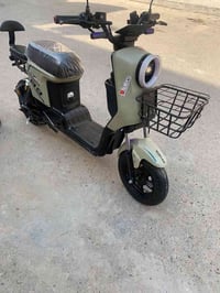 دراجه ار٩ دراجه مستخدمه للبيع او امراوس ابدراجه عصفوريه 07735943023