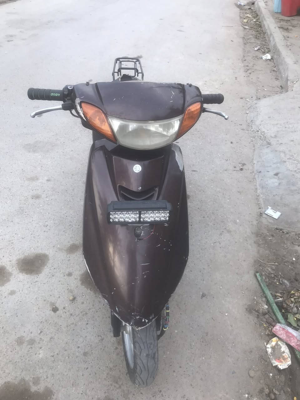 عصفوريه شغاله مجفته كهربائيات وسلف وشلعه خير من الله 

السعر 250  وبيها مجال .

العنوان بغداد بوب الشام *********** .
