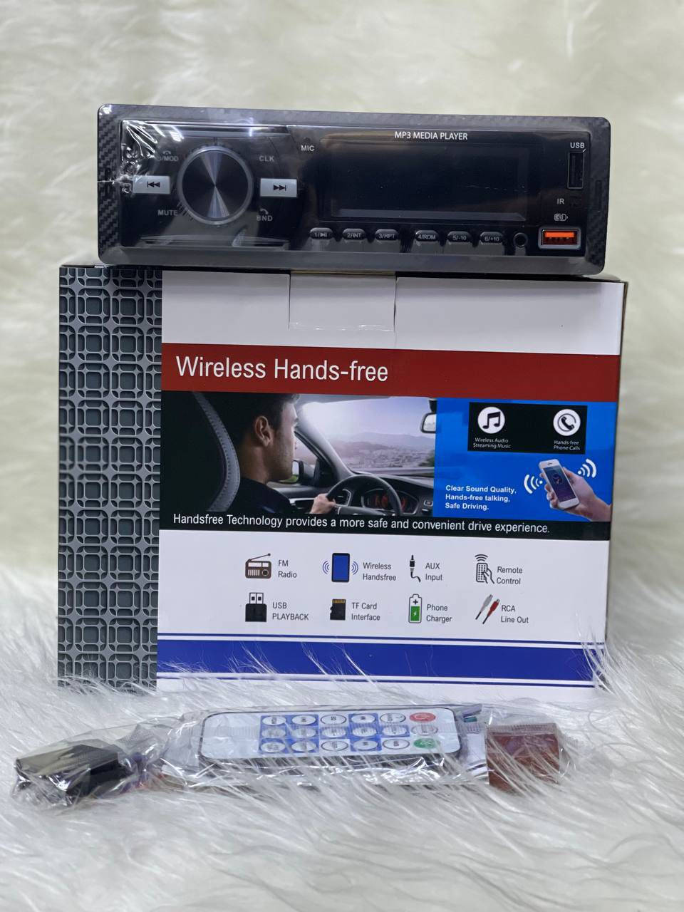 شاشات أندرويد فول وضوح 4k
شاشة كزاز سريعة اللمس تاج حراري  
تنزيل برامج  من الانترنيت
ذاكرة داخلية 
ذاكرة خارجية 
راديو  fm  am
تحكم ستيرن 
بلوتوث
واي فاي 
سوق بلي
دبل بروسسر  معالج قوي 
تدعم تشغيل الكامرات 
الفيشة بلادية 
                                                                    *********** واتس أب
