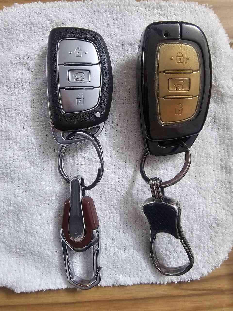 يالله السلام عليكم للبيع 

توسان 2019 خليجي مكفوله كفاله عامه

بصمه
بصمه ابواب
جلد
كشنات كهرباء
شاشه كبيره
تحكم ستيرن
لايت زنون
ماشيه 71 الف حقيقي شرط الفحص
مري شفط
اشاير مري

بصمه الثانيه بعده بل جيس ممفتوحه

رقم بغداد مشروع وطني تحويل نفس اليوم

السعر 196 وبيه مجال 

***********

***********

العنوان بغداد الصابيات قرب جسر الدوار مال مرور التاجي

السونر مرفق مع المنشور
