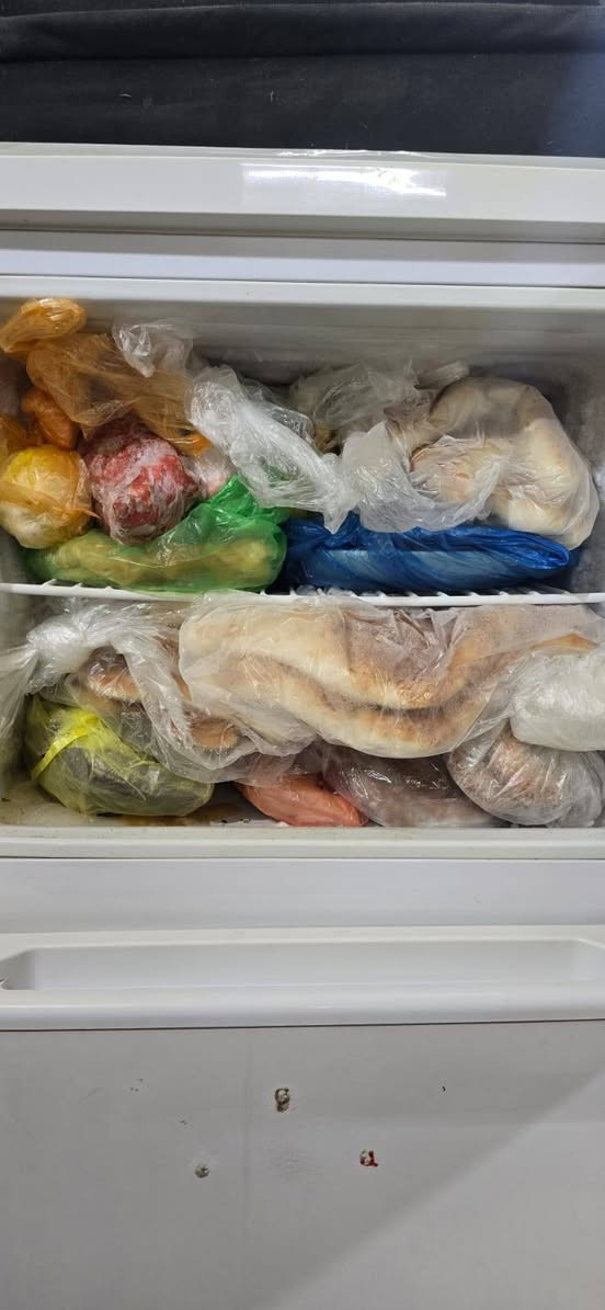 السلام عليكم عندي هذا الكنتور ٣ بوب مستعمل نضيف رايدته ب١٢٥وثلاجه ١٢ قدم نضيفه تبريدهه كلش زين ب١٥٠ الف عنوان بغداد


**إذا كنت صاحب هذا الإعلان وتريد حذفه لأي سبب، رجاءا أرسل رسالة إلى الدعم الفني**