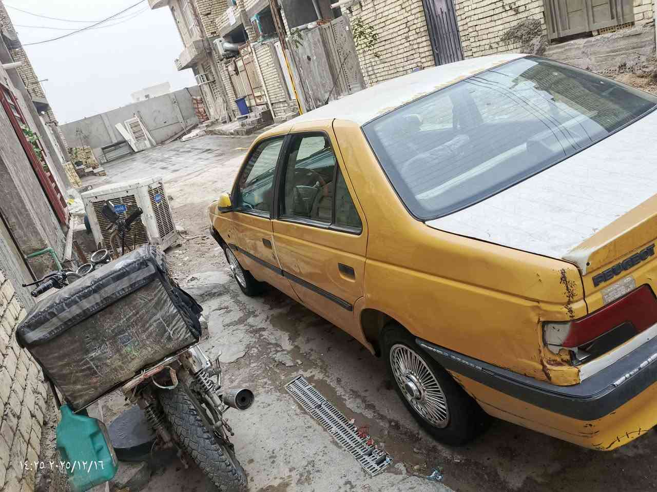 سلام عليكم
405لميس موديل 12مكينه وكير خير من الله فرنسي تخم تاير 
جديد صدر خلفي أمامي جديد تبريد كامل نقص راديتر فقط
للمراوس رقمه بغداد صدامي مكانه بغداد 
راعيه مسافر اتكفل سرقة وعشاير 
***********

