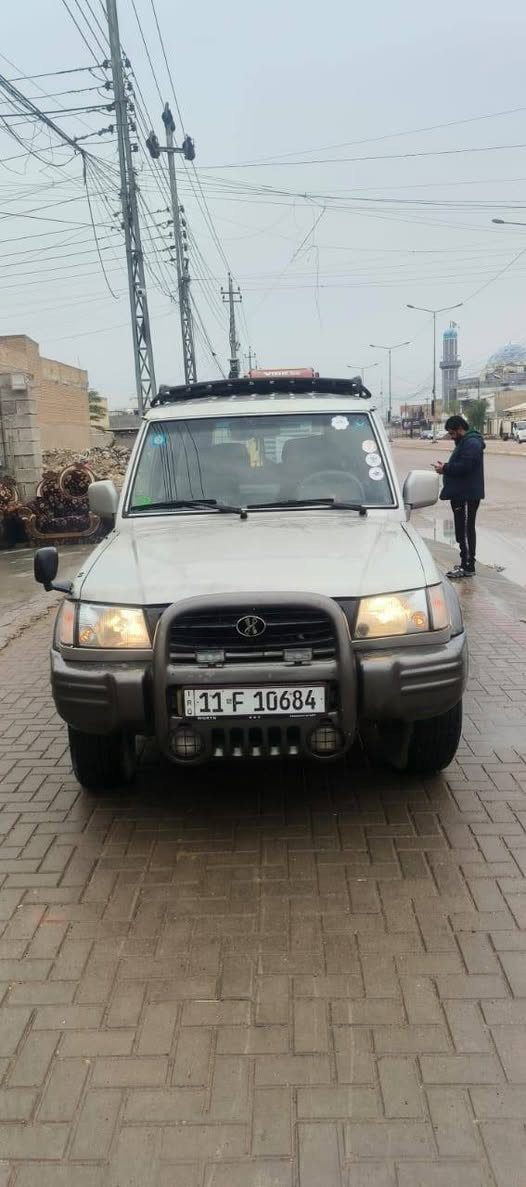 كالوبر للبيع ٢٠٠٤ سياره نظيفه كير ومكينه حاويه جدد تدفه تبريد شغالات صدر نظيف سياره مصبوغة حزام   اثر جرا الله شاهد سياره خير من الله السعر ٦٧ وبيهه مجال ***********
