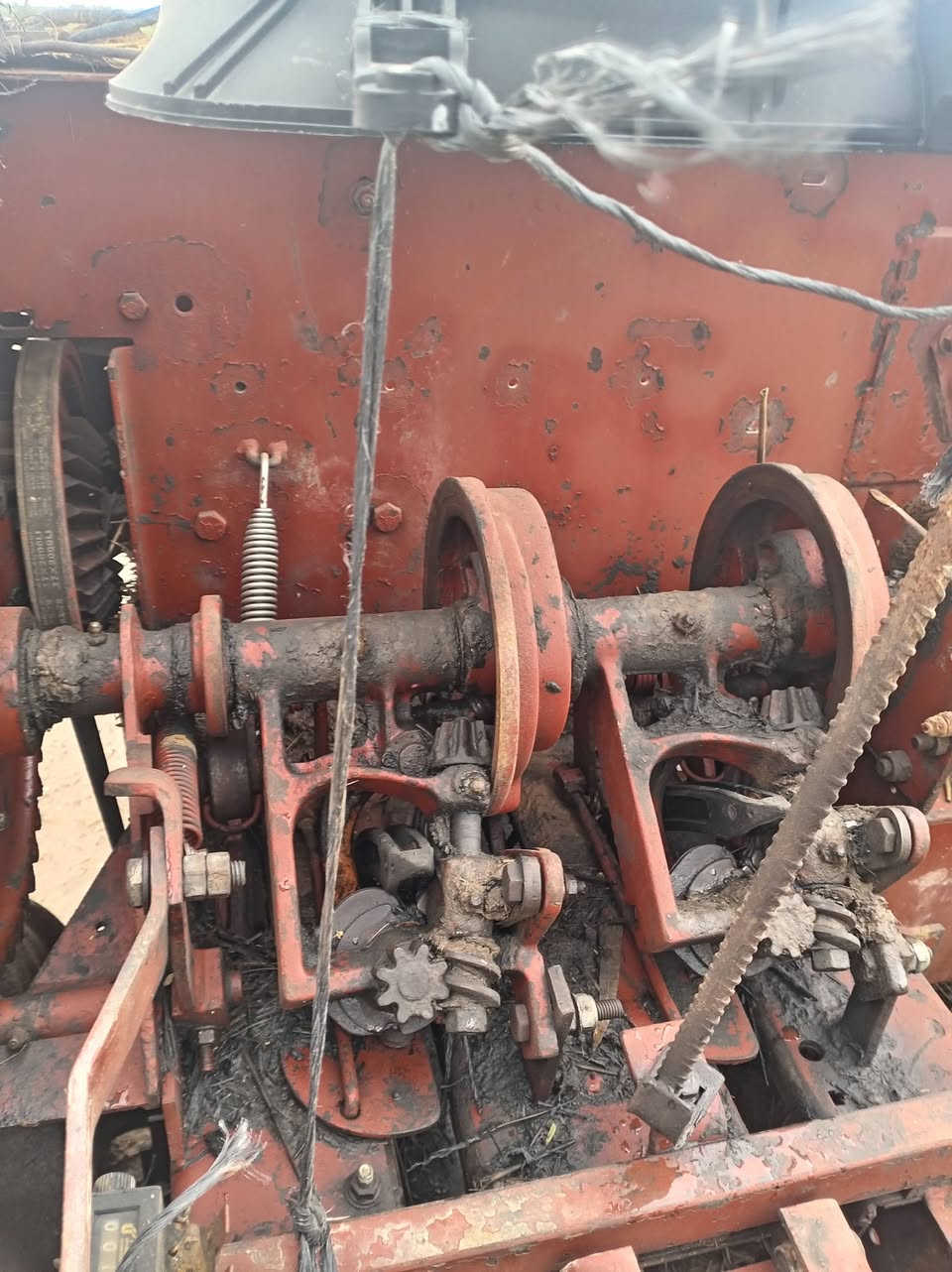 سلام عليكم ورحمة الله كابسه البيع نيهوالند كابسه الا كسر والحيم شقاله جهزه العامل التفسير على هذاه الرقم ***********
