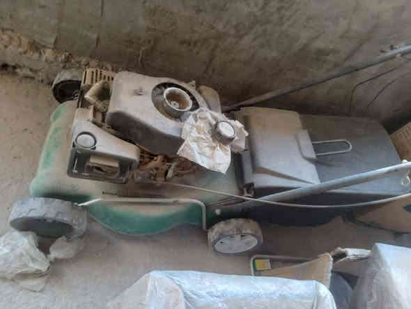 السلام عليكم مرخصت المدير 

سبلت 3 طن وباقي الغراض كدامكم للبيع الاستفسار *********** بي وتساب مكاني بغداد
