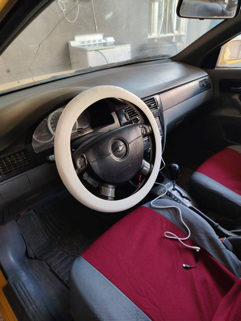 السلام عليكم اوبترا 2010 نسويه جديده 2028 تحويل ثاني يوم سياره ما بيها ضربه مصبوغه عام جماليه كير مكينه مكفولات تخم تاير جديد جاهزه مال جناي العنوان البصره القبله .. رقم راعي السياره اني مكلف بلنشر ***********  السعر 54 البصرة, العراق
