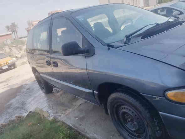 السلام عليكم 
دوج 7راكب 
كير ومحرك مكفولات 
رقم بغداد 
تبريد ثلج
تخم تاير جديد 
مكان السيارة بغداد الكاظمية 
السعر 45 وبي مجال

***********
***********
