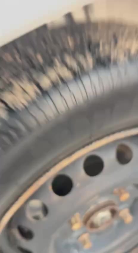 سايبه للبيع مديل22 سياره كير محرك حداديه كله جديد
سياره كفاله السعر ٦٨ وبيه مجال للشراي الرقم وتساب فقط ***********
