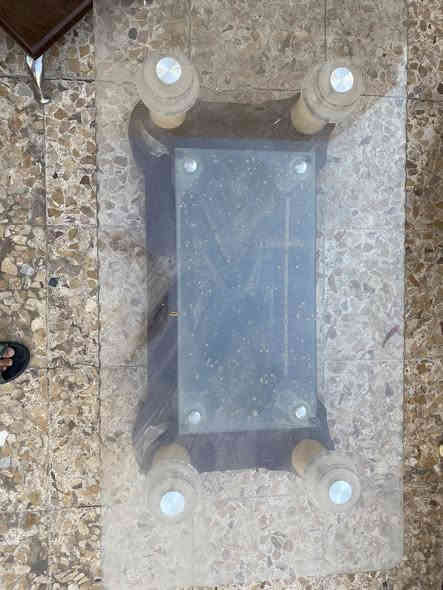 ماصات زجاج عدد 4 وماصه كبيره  السعر 50  شرط النظافه فول     موبايل ***********
