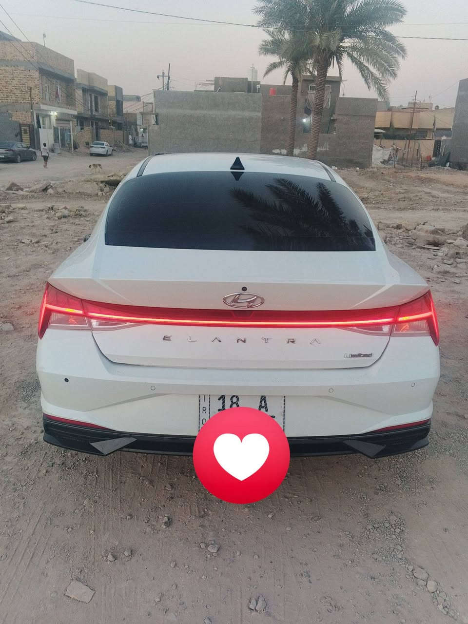 السلام عليكم لبيع النترا وارد الامريكي موديل 2022 فول مواصفات رقم بابل الانكليزي ضررها جاملغات الخلفية فقط ضربات الخفيفة المكان السيارة بابل شارع 100 رقم الهاتف *********** السعر 140

