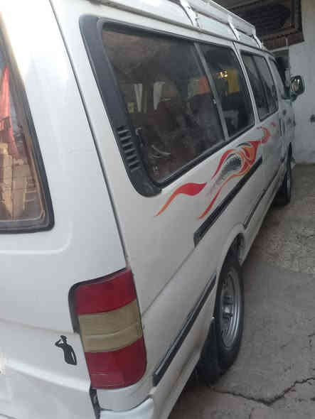 السلام عليكم فتون الابيع 2014 سياره مصفره تحويل مباشر رقم واسط الاماني سنويه 27 محرك كايم سيارة مكفوله من ضربه  سعره 65 بيه مجال مكاني بغداد رقم هاتف ***********
