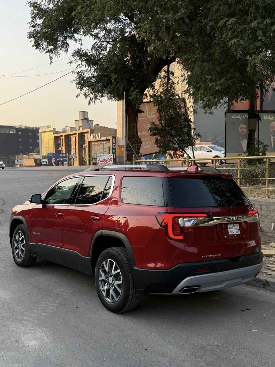 اكادية موديل 2023. فول بدون بنوراما. ماشية 3 ميل. زيرو بعدهة. ستة سلندر. داخل vip. كشنات منفصل ٧ راكب. بدون رقم. صبغ جاملغ وبنيد. بيع فقط بدون مراوس ***********
السعر 23,700
