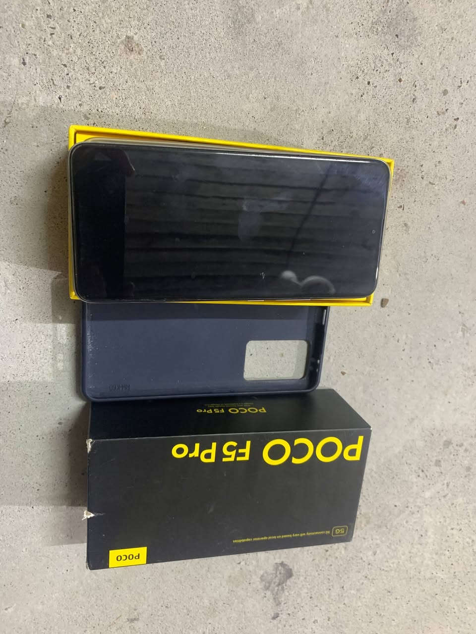 السلام عليكم جهاز بوكو pocoF5pro
ذاكره512 مع رام12 مع بطاريه 5160
الجهاز كله شرط شخط مابي مع كارتونه فقط
موقع الجهاز كركوك 
السعر500وبي مجال  للاستفسار اكثر خاص موجود 
ورقم تلفون***********
