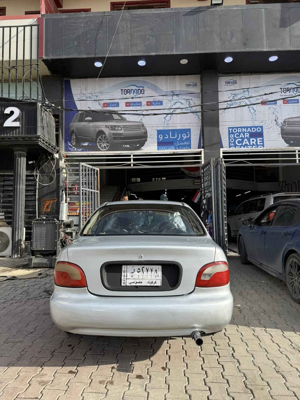 سلام عليكم اكسنت خليجي 1995 محرك جديد شرط بدون بخار تبريد تدفئة كوبون بانزين موجود سيارة كلش نضيف بدون ضربة سعر 36 بي مجال قليل ***********
