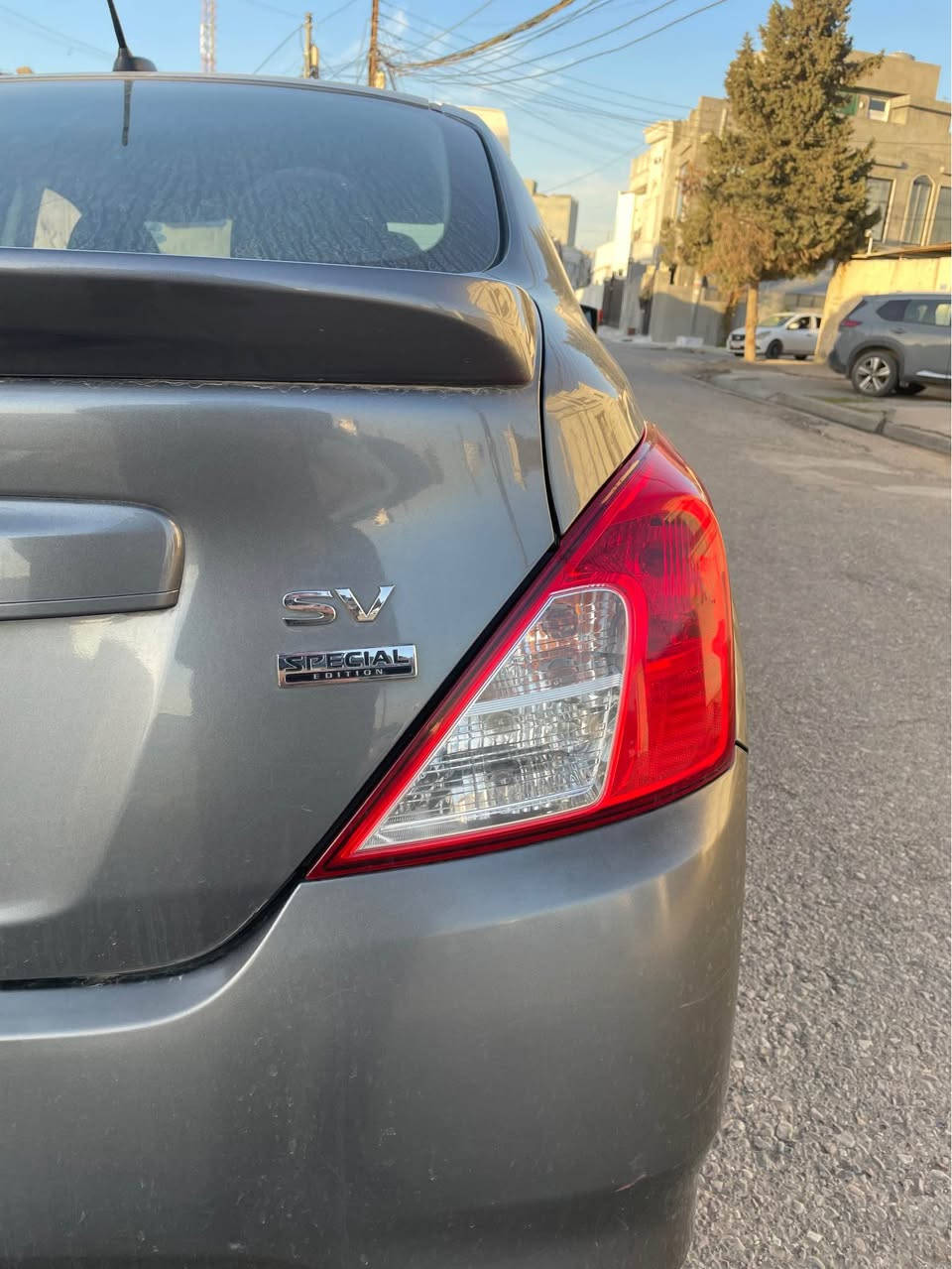 نیسان ڤیرسە ۲٠۱۸
٠۷٥٠۷۷۹۹۷٠۹
رەنگی نەوتی
س ڤ سپێشەل فول
 مواسفات
۱۳۲ هەزار رۆیە 
جاملیخی دواوە لای سەیاق دوو بست لەخەت بەخواری بۆیاخە باقی هیچی نیە
ساردەکوت و تەزرە بەشەرت هیچ پارچەکی نەگۆریا هەموو بیلادە
لە ئەمریکە چۆن هاتوە هەر وا مایتەوە
گێر و مەکینە و تەقە و رەقە بەردی گزۆز هەموو بەشەرت أربيل, العراق


**إذا كنت صاحب هذا الإعلان وتريد حذفه لأي سبب، رجاءا أرسل رسالة إلى الدعم الفني**