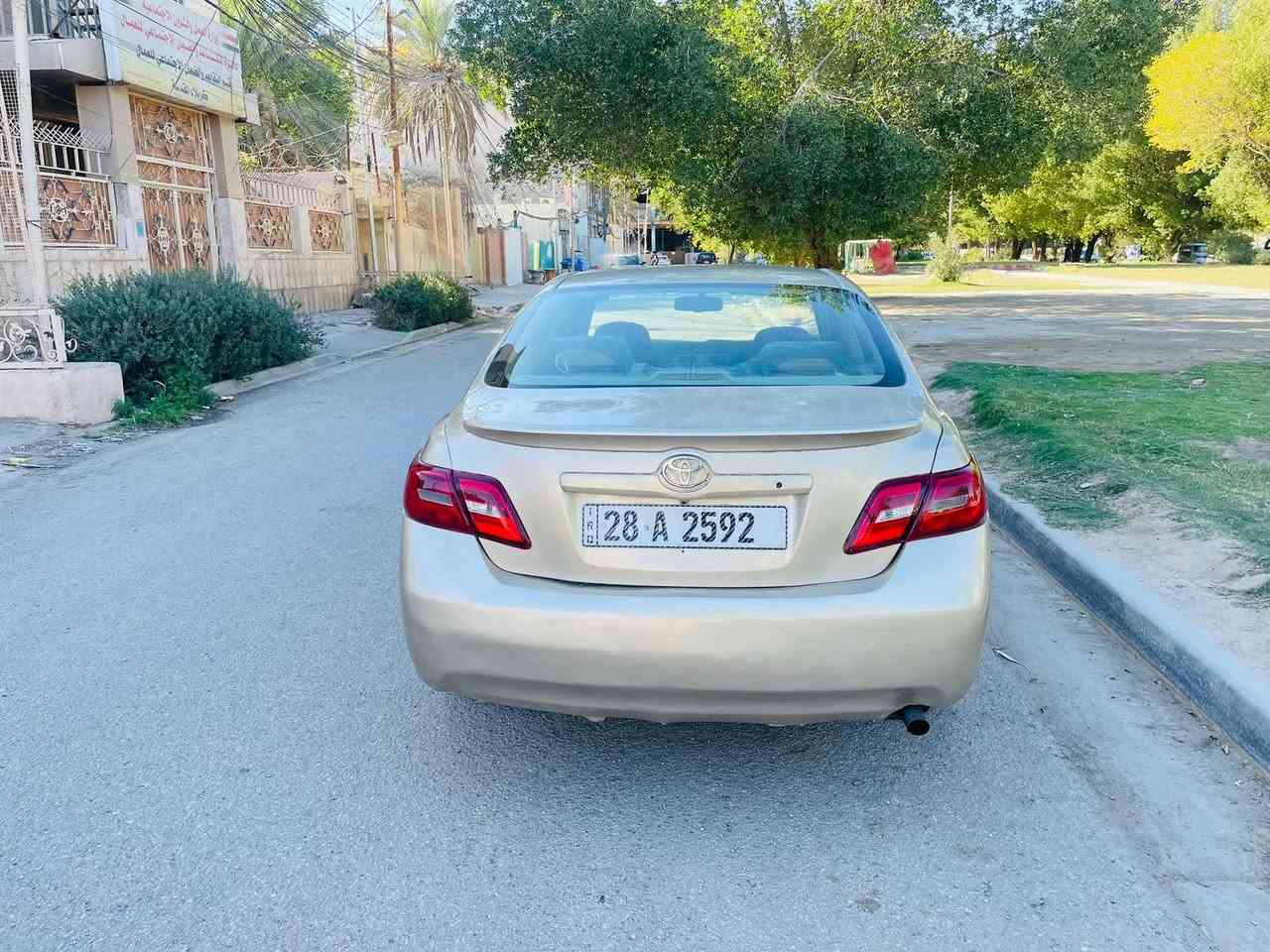 للبيع كامري موديل 2009   السعر 84 للاستفسار ***********    وارد امريكي حادثه جاملغ امامي فقط والباقي مكفول من الضربه بيه رش صبغ جماليه لان جانت جارده  مواصفات  شاشه كامره تحكم   كروز سرعه   كشن كهرباء  محرك 4سلندر 2400   سياره جاهزه حداده ومحرك وكير مبدلات جدد    سياره بسمي رقم جديد وسنويه لل 30   مكاني كربلاء
