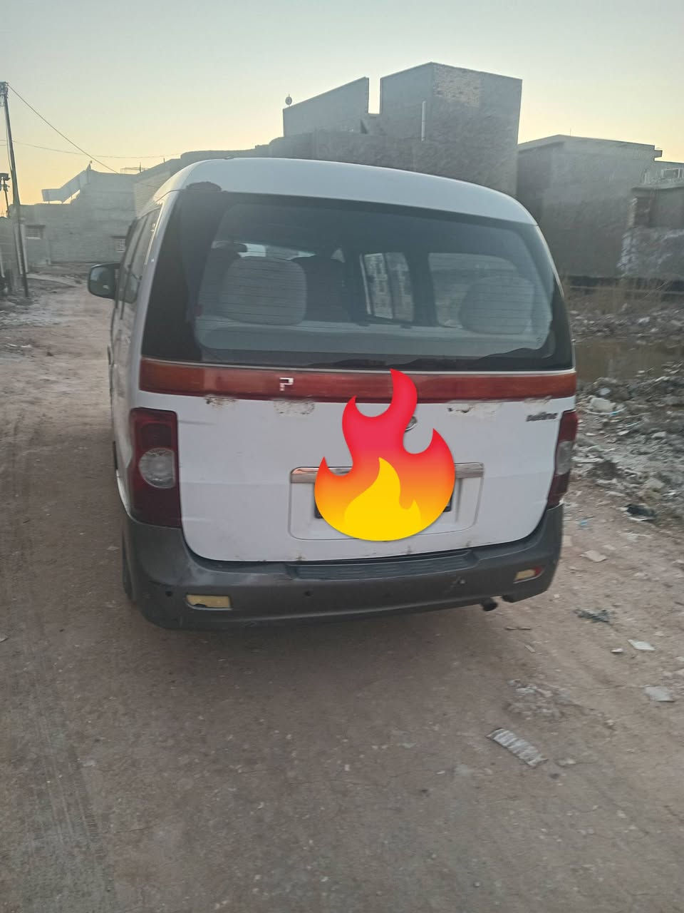 سياره جاكي صيني موديل ٢٠١٠ كفاله عامه وسعر ٥٥ وبيها مجال 
 المكان محافظه بابل 

 رقم الهاتف  ***********
