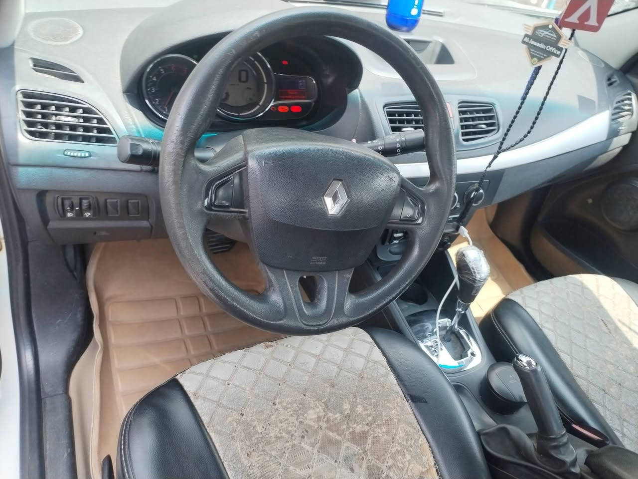 ألسلام عليكم افلونس ٢٠١٤ محور كير ومحرك كامري ١٨٠٠ الكير والمحرك جيد جدآ تبريد تتفئة شغال اللكهربائيات شغالة كلها الغرفة جديدة صدرها ٥٠ ب المية ترايها يخبل معروضة ب ٥٢ وبيها مجال العنوان مدينة الصدر شارع الداخل
***********  تجي وبيك خير وتددلل السيارة بسمي السنوية ٢٠٢٩ تسقط هزة جديدة
