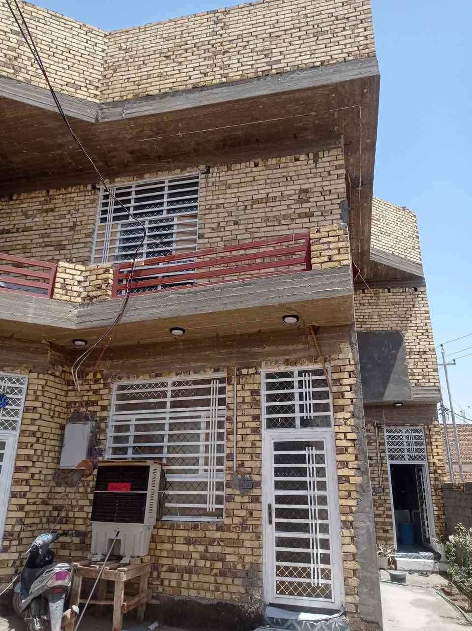 دار للبيع منطقه الطهمازيه شارع مخبز المصطفى ركن على شارعين مساحه ٣٤٣م٤غرف نوم استقبال مطبخ حار وباردهوال تحويل باسم المشتري سند ٢٥سعر خاص هاتف18187 077085


**إذا كنت صاحب هذا الإعلان وتريد حذفه لأي سبب، رجاءا أرسل رسالة إلى الدعم الفني**
