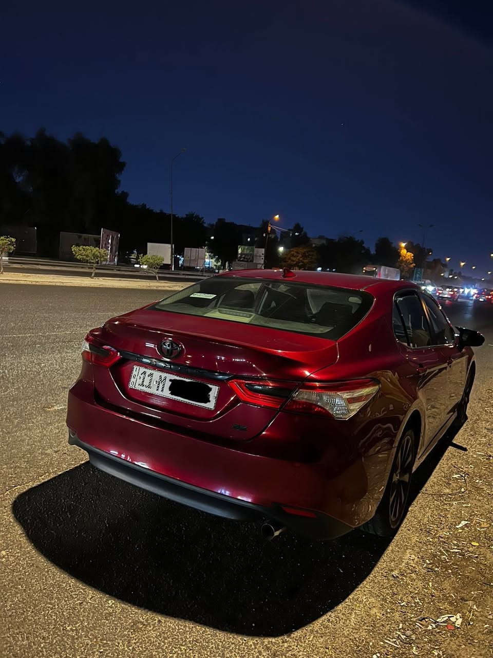 كامري موديل 2019 للبيع
السياره رقم بغداد بسمي  ماشيه 68 الف 
مواصفات LE  داخل احمر و كراسي كهرباء
السياره حادثها  قطعتين جاملغ و بنيد و الباب كلير من امريكا السياره كامله مكمله ما تصرف عليها ولا شي  و السياره بل حقيقه احلى من الصور
سعر السياره 165
رقم صاحب السياره  ***********
