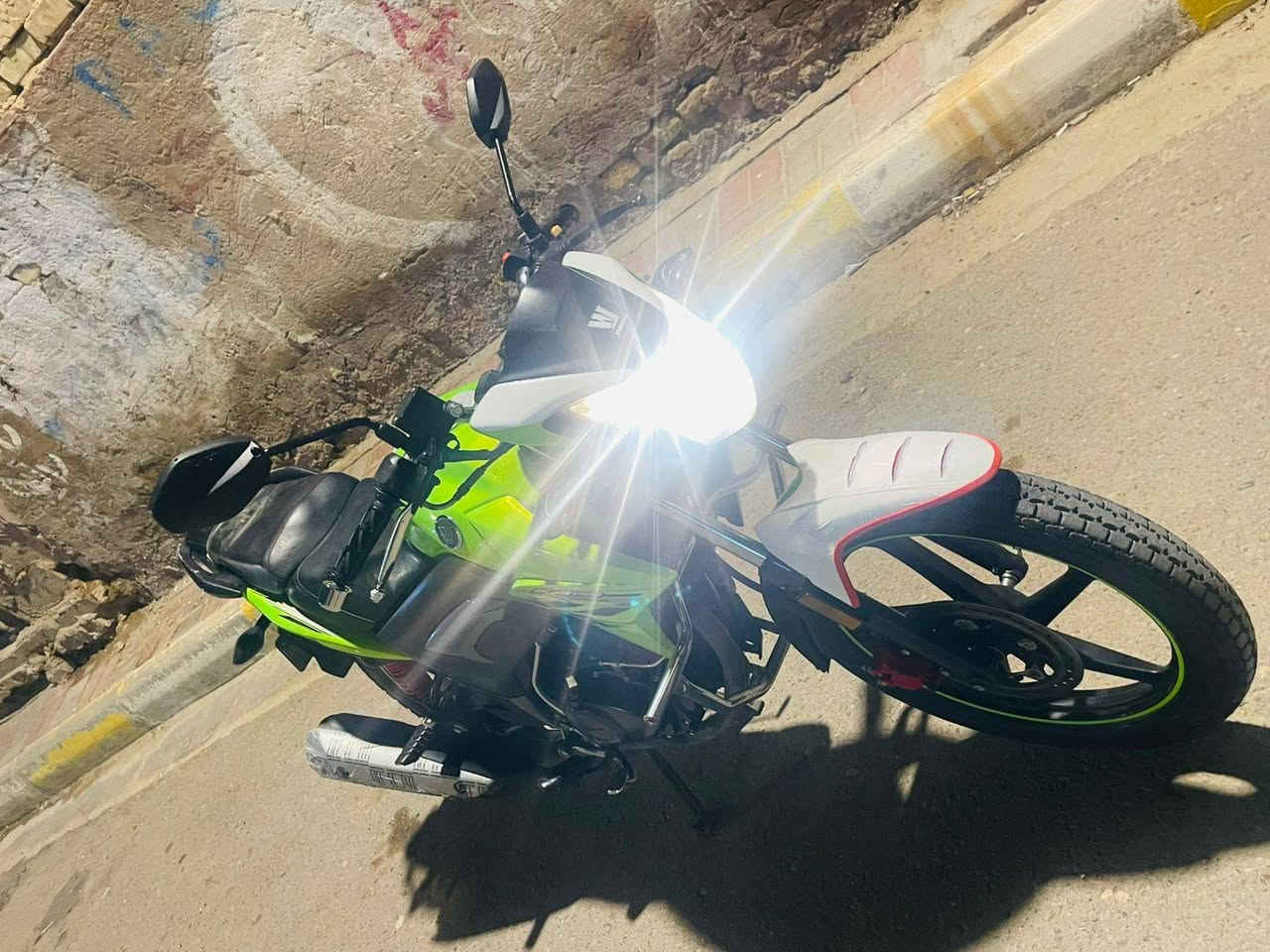 دراجه هاوجي موديل ٢٣ مسجله فول مواصفات مسجل وكامل تحويل مباشر رايده ب ١٨ وبيه مجال ***********
