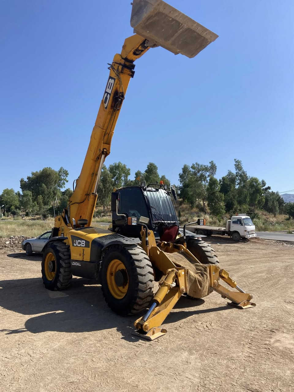 JCB
موديل2000 
14متري
*********** ☎️📞
