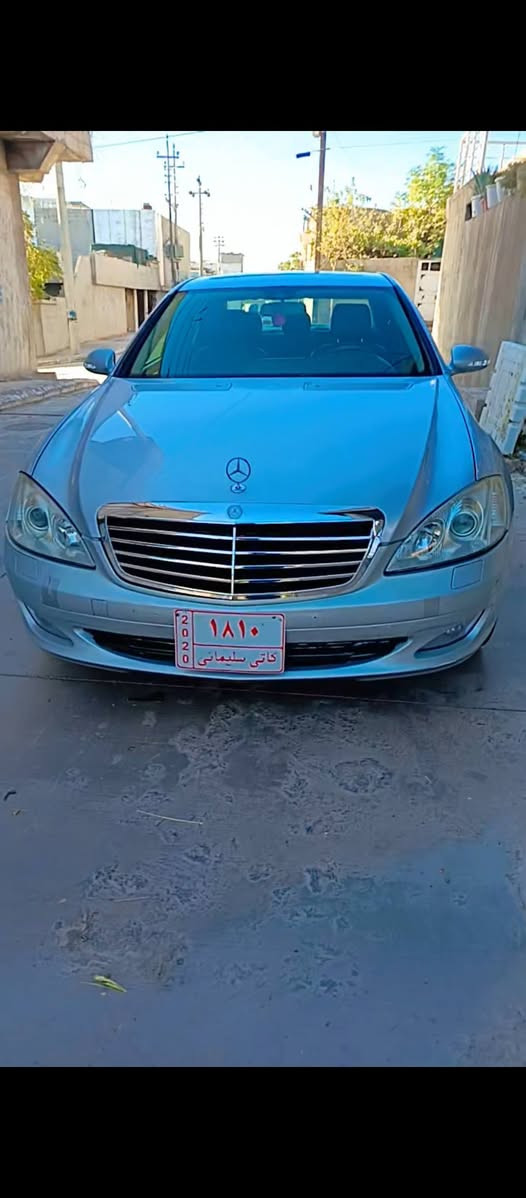 مارسیدس دوبەی 2007  فول مواسەفات  یەک چەمەلخی بۆیاخە
سڵایت کوشن ساردو گەرم  سێ مۆدی لێخوڕین تەبرید مەرکەزی   جڵد ناو کرێمی  فۆرمیگا  بەشەرتی گێرو مەکینە
***********
***********
گۆڕینەوەش ئەکەم سەیارەکەم بەدڵ بێت حلبجة, السليمانية
