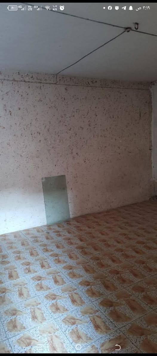 قصط ونقد
 بيت للبيع 
مساحته 100م. طابو صرف 
البيت قاطين غرفتين وصاله ومطبخ وصحيات 
البيت جاهز مي وكهرباء ومجاري 
مكان البيت (ديالى الخالص هبهب) 
(هبهب القديمه يم النهر )
يرهم نقد واقصاط سعره حيل مناسب 
اي استفسار عل سعر ***********
