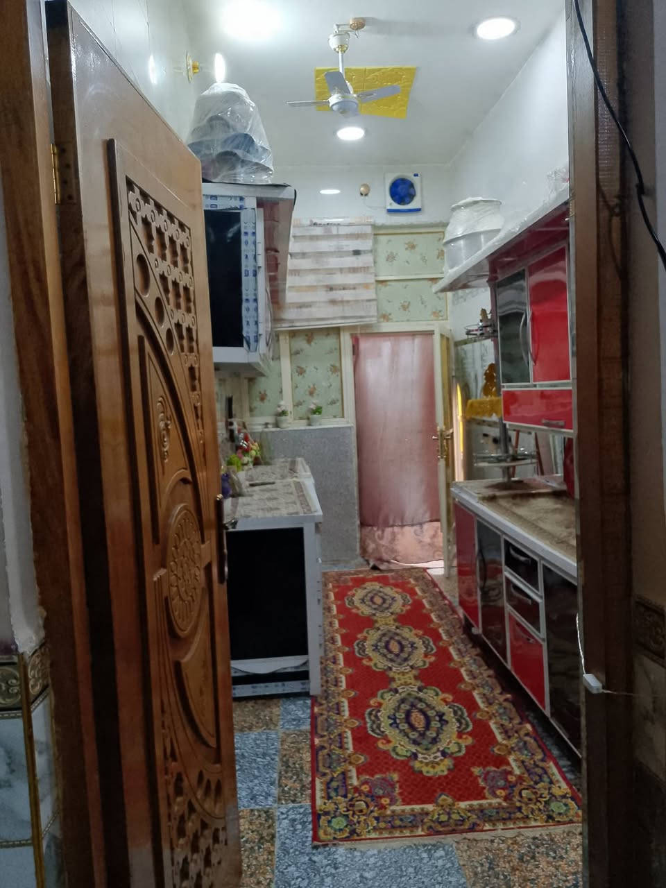 بيت البيع المساحه 150  العوفيه قرب مدرسه علي
الاكبر  رقم *********** سعر خاص ؟
