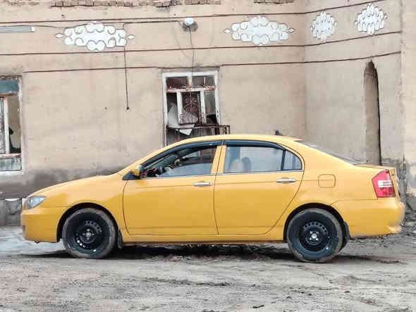 سلام عليكم اليفان 620 موديل 2012 سياره جديده مكينه كورله ياباني الف وثمنميه كير عادي سياره جاهزة من كلشي السعر 33 وبيه مجال العنوان شطرة ***********
