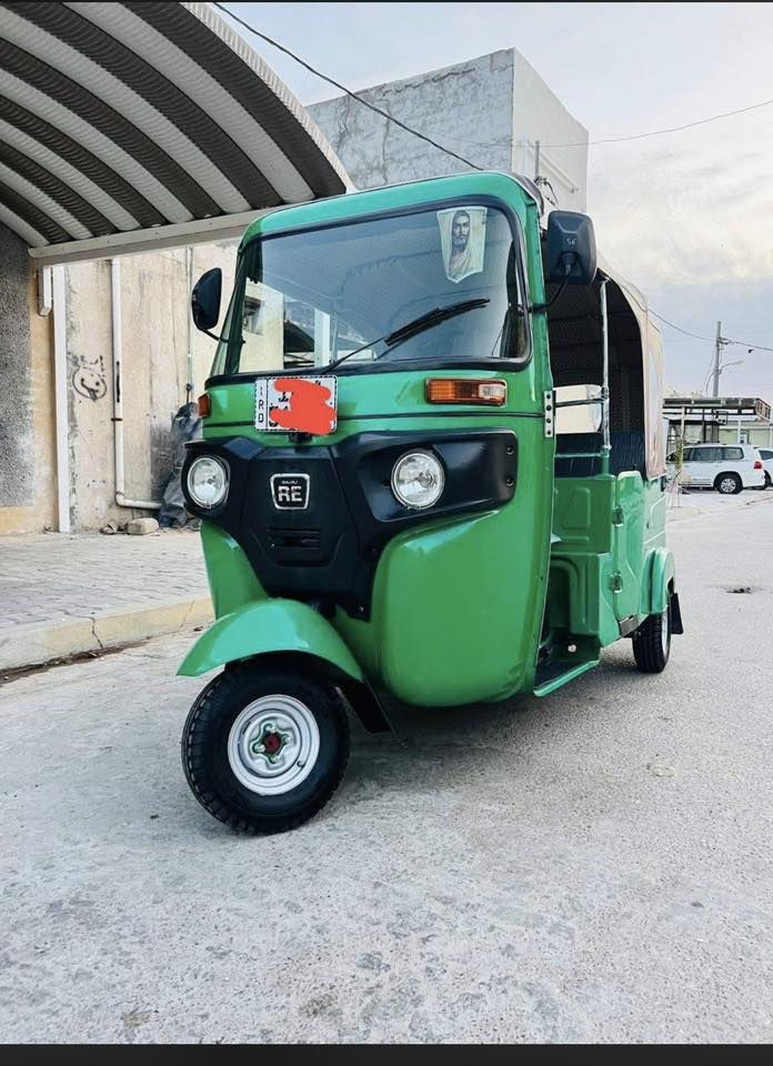 سلام وعليكم شباب تكتك نضيفه كفاله عامه تكتك خير من الله تكتك ما ناقصها شي كبل لشارع محتاز كلش وريد أبيع عندي عمليه بيع مستعجل السعر ٦٢٥٠ وبيها مجال حك الجيه ***********يولد متواجد وستاب
