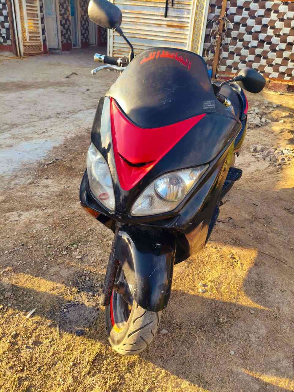 سلام عليكم
فورزة 08 
دراجة نضيفة ماعزوها اي شي ماتخسر عليها ربع نگرة سلف كهربائيات كلها شغالة مكينة ناعمة كلش 
اوراق أصولية وياها
سعر 550وبيها مجال بسيط 
***********
