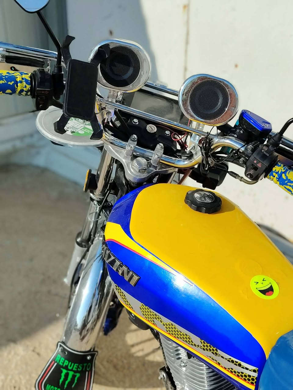 البيع 2025.. كلو شرط نضيف حيل السعر 750 بي مجال قليل ***********
مفرق الشورة
