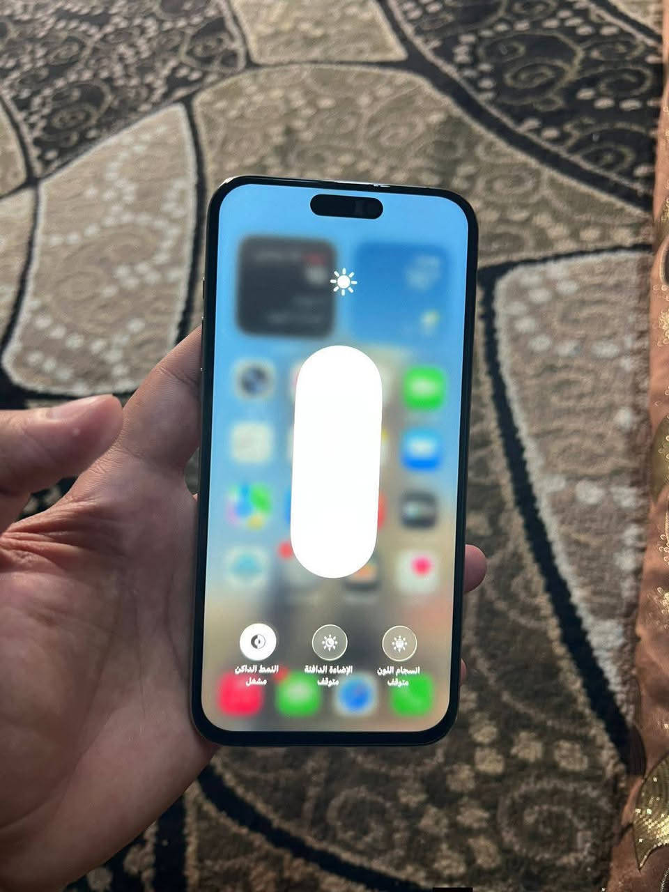 ايفون 15 برو ماكس
ذاكره 256
بطاريه86
مبدال شاشه فيس ايدي شغال 
نموذج M 
تك سيم 
نضافه 98%
السعر650 الف 
***********
***********
