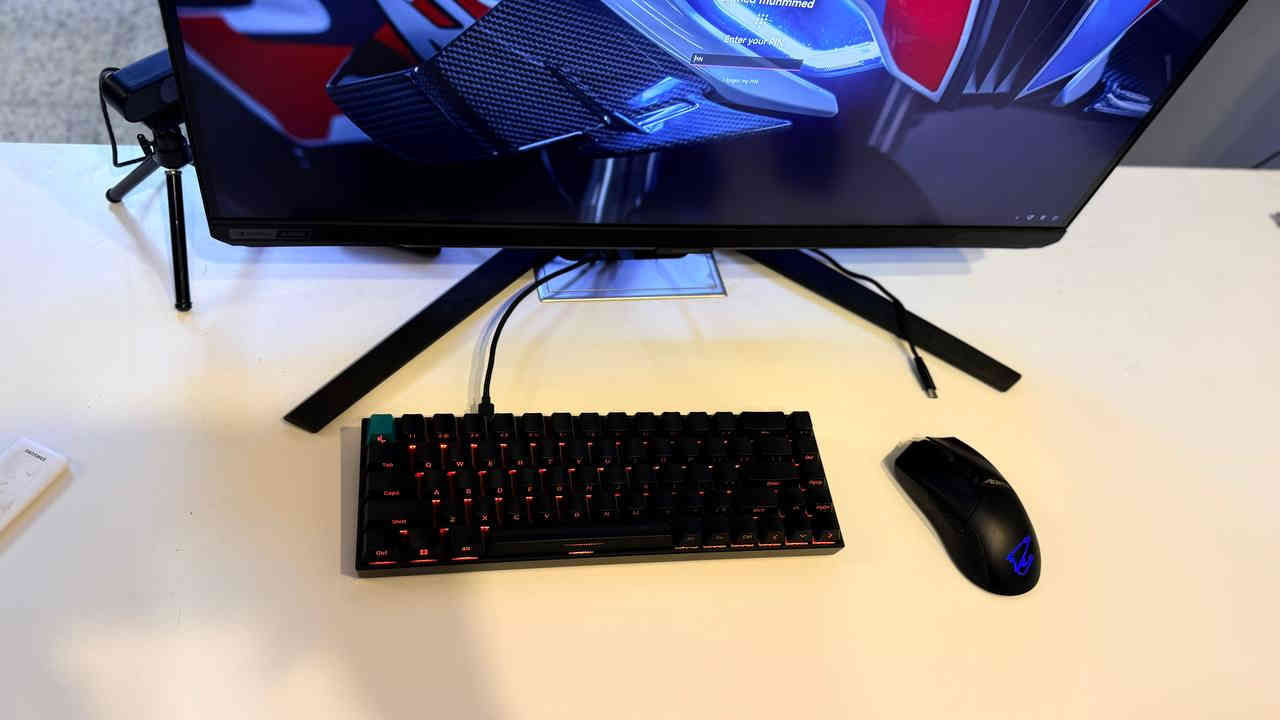 السلام عليكم حاسبه للبيع مواصفات قويه السعر 4 ملاين وبيها مجال بسيط . مكاني بغداد . *********** 

المواصفات :

i7-14700KF

DEEPCOOL LS720 SE DIGITAL 

RTX 4070 TI SUPER 16GB PNY

ASUS ROG B760-F PLUS WIFI 

Ram 32GB 2x16GB 6000mhz RGB T FORCE

M.2 1TB KINGSTON NV3

NVME 2TB NM620 LEXAR GEN3

Psu 750W GOLD SEGOTEP

SAMA SV-01

الشاشه :samsung G7 28

mouse :GIGABYTE AORUS M6

DEEPCOOL KEYBOARD KG722 

سماعات : LOGITECH G PROX7.1 HEADSET

UPS : FARBER 1KVA ONLINE
