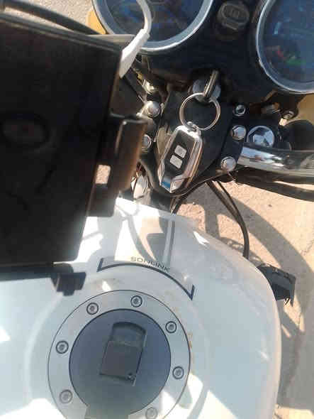 السلام عليكم دراجه دايوان سولنك موديل 2024 بدون اوراق نضيفه وجاهزه محرك خير من الله بعدها شركه السعر مليون بيها مجال مكاني تكريت الاستفسار الرقم ***********
