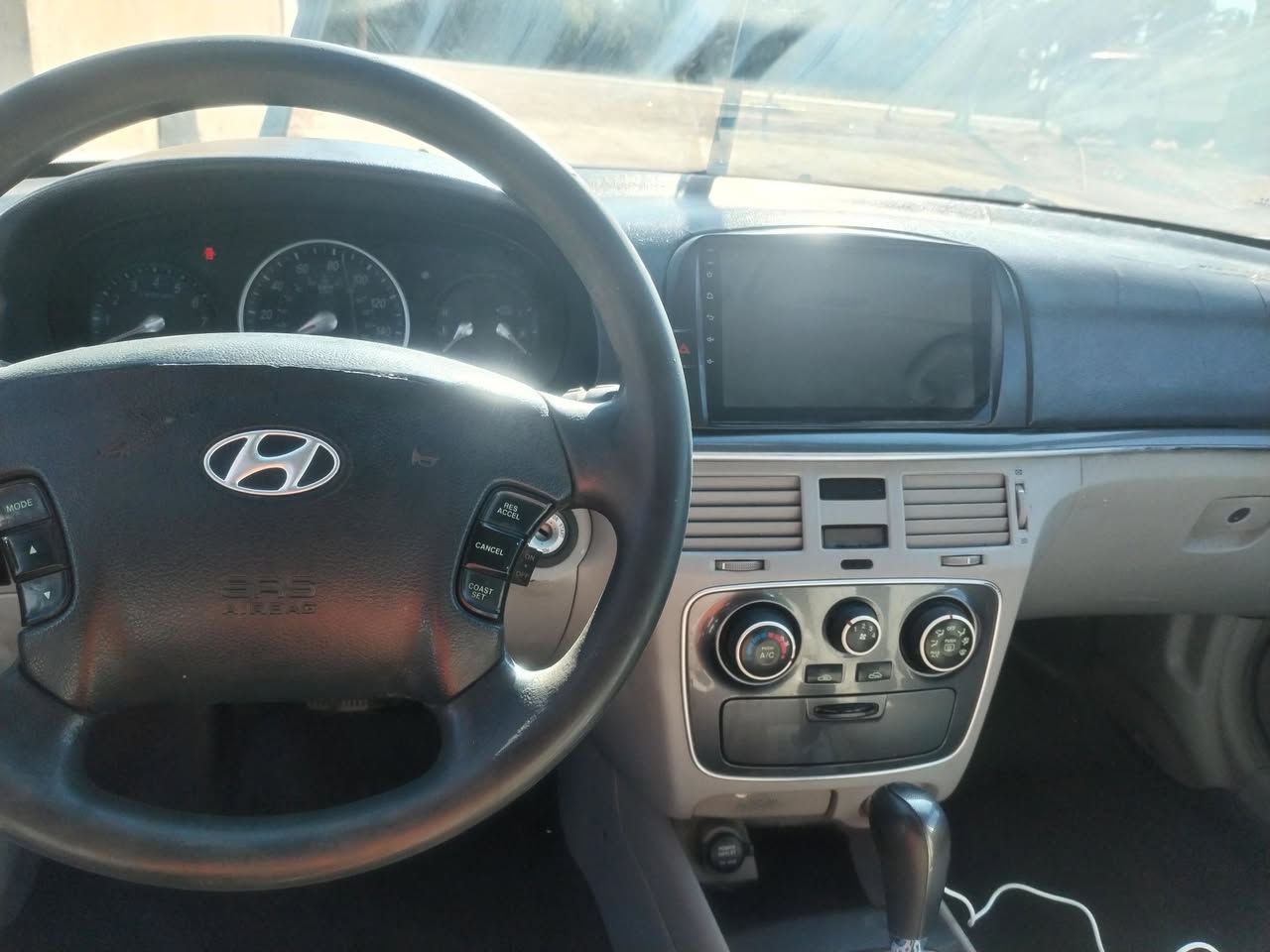 السلام عليكم سوناته موديل 2008 أمريكي مكينه 2000 حادث شويه بارد بل باب الخلفي بدون تبديل وشبر بارد بل بنيد فقط السعر100 وبيهه مجال
للاستفسار ***********
