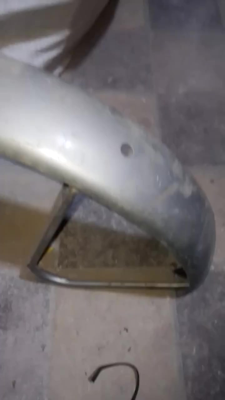 سلام عليكم اخوان غراض امزت للبيع العنوان بغداد توصيل موجود ***********
