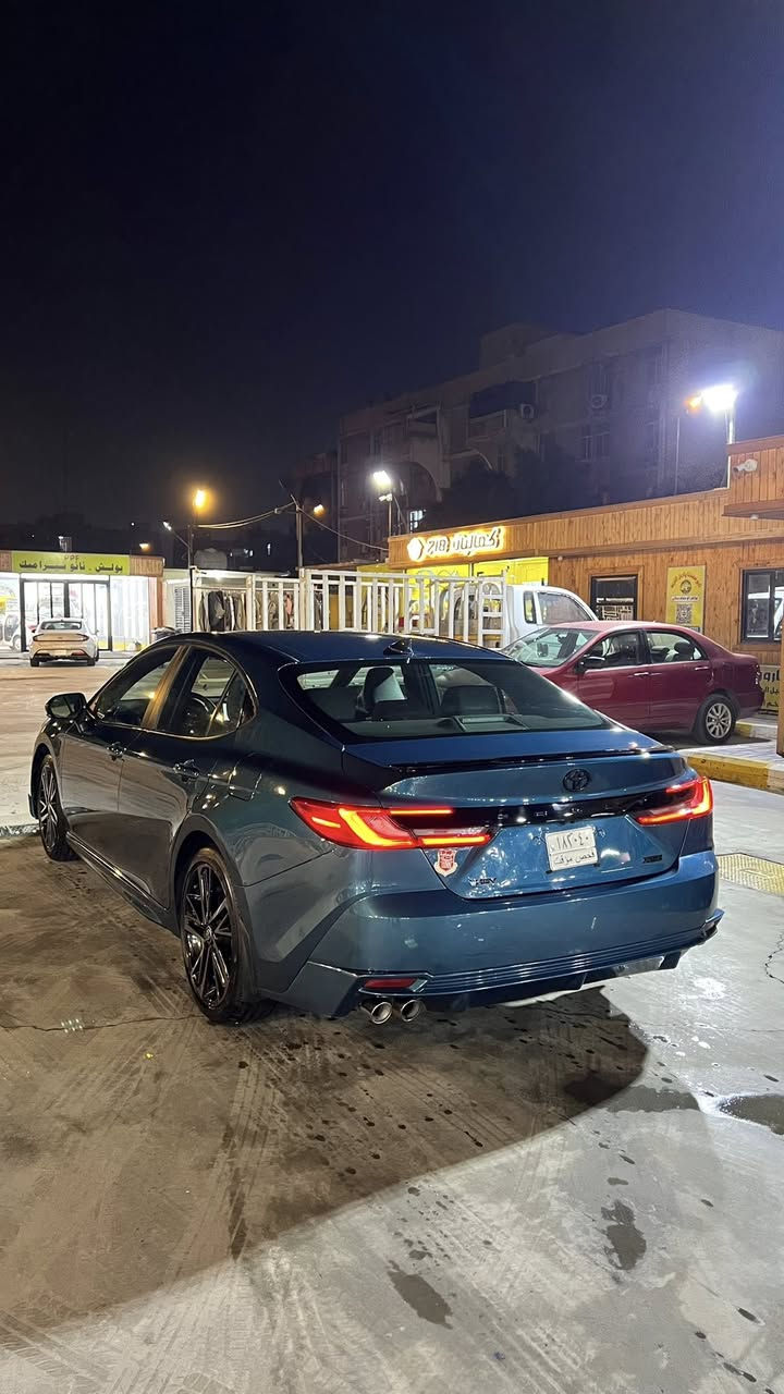 السلام عليكم 
تيوتا كامري 2025هايبرد 
XSE
فول عدا البانوراما
14,000mi
مرقم بغداد 
بنيد تبديل وصبغ ومكانين بارد 
22,000$$ وبيها مجال بسيط 
***********
