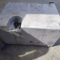 سلام وعليكم تانكي كاز مربع فافون 600 لتر طوافه جديده بدون ليك جديد لوك...