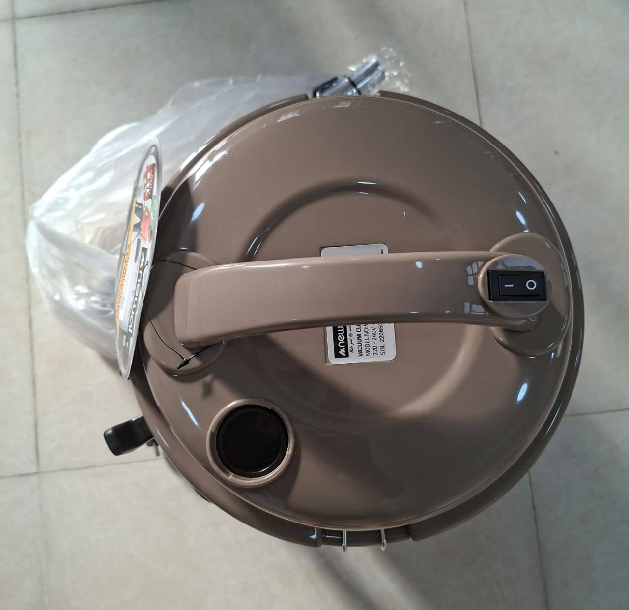 سلام عليكم: 
للبيع مكنسة كهربائية جديدة نوال حجمها 21 لتر 
السعر / 75 الف
الموقع / النجف حي الحسين.


**إذا كنت صاحب هذا الإعلان وتريد حذفه لأي سبب، رجاءا أرسل رسالة إلى الدعم الفني**