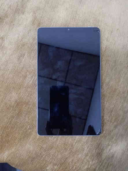 السلام عليكم ايباد بلاك فيو تاب ستين المبايل مابي شي يشتغل ويشغل ببجي وبيس والسعر250وبي مجال وموجوده كل غراضه للطيبين اذا شراي اتصل وذا تسئل لا تتصل وهاذ رقم الهاتف ***********وبي كسر بالشاشه
