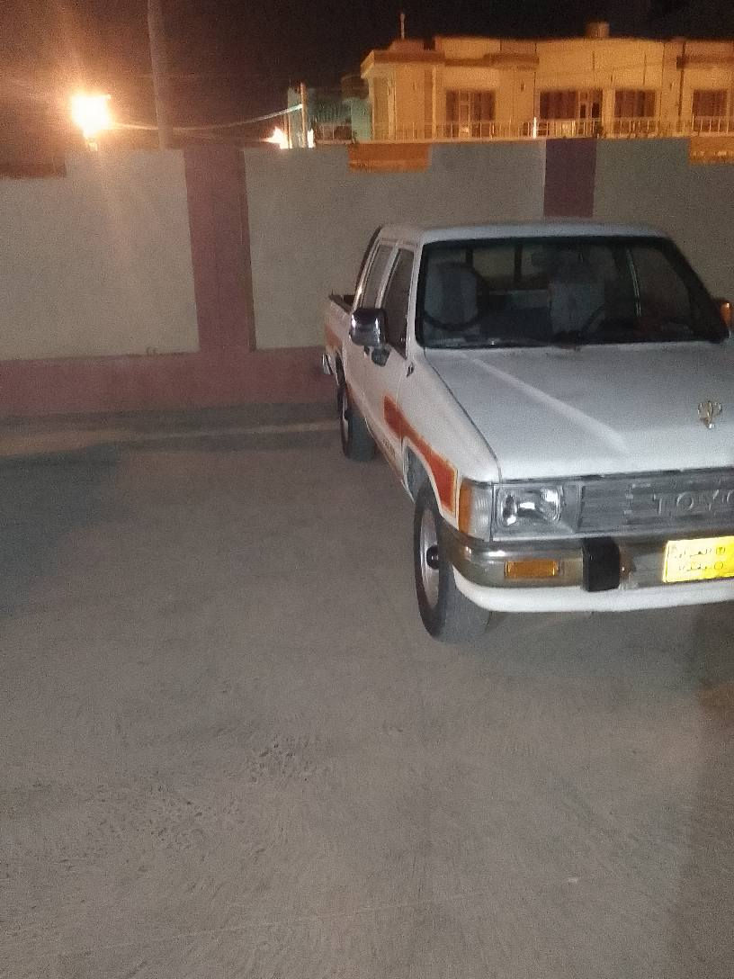 تویتا پیکاب 1988 ئاڕموو سەنەوی کۆبونی بەنزینی هەیە 
***********
*********** شمشمل, السليمانية
