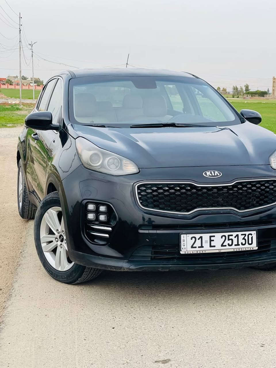 كيا سبورتج وارد امريكي 2017
حجم المحرك 2400 

كير محرك كهربائيات تبريد كلها شرط

 السيارة بيها صبغ قطعتين بونيد وجاملغ اليمين 

والسيارة باسمي شرط التحويل / مكان السيارة موصل 

السعر 135$ وبيها مجال 

للاستفسار ***********
