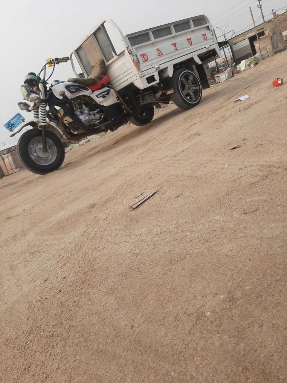 للبيع مديل ١٣ شتوته حلوه مانقصه شي  ***********
