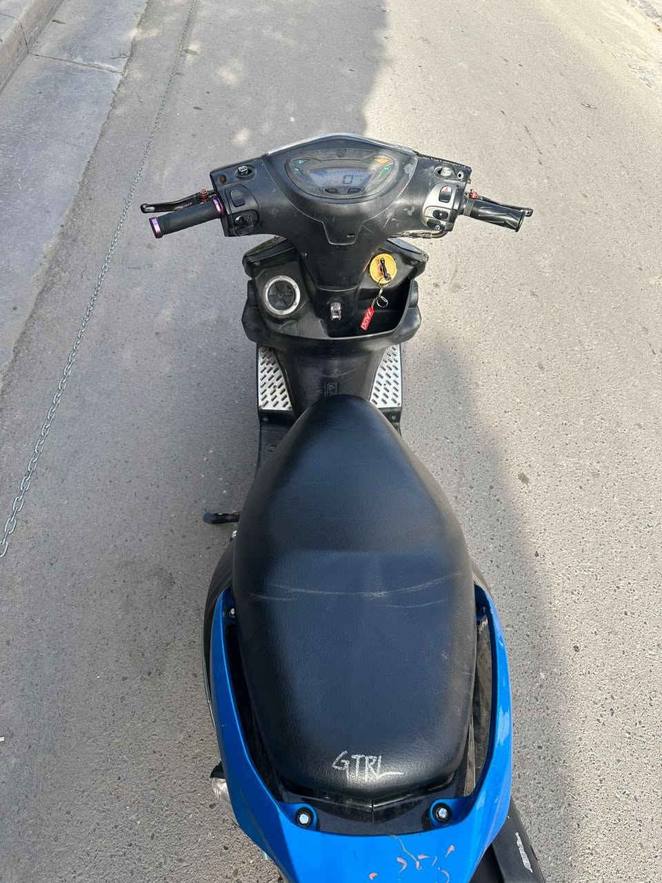 سلام عليكم شباب دراجه ثعلبgtr دراجه بحالت لوكالة نزلتها رمبه على ايدي مكينه ممفتوحه جيب وياك فيتر وفحص لصبح بيهه قطع تزويد من الرمه وياهه نزلن وضفتلهه كلجات رياضي امامي خلفي اصلي مكاني كاضميه سعر خاص 771 155 6034


**إذا كنت صاحب هذا الإعلان وتريد حذفه لأي سبب، رجاءا أرسل رسالة إلى الدعم الفني**