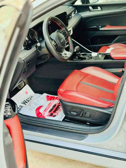 K5 جيتي لاين  
موديل  2022 موديل  

مواصفات GT LlNE

فول مواصفات 🫵🏻

1-بصمه

2-شحن هاتف لاسلكي 

3- قياده ذاتيه ؏ الخطوط السريعه

4- هاند بريك بصمه 

6- مثبت سرعه 

7-نضام ABS

8- مانع انزلاق

9-حساس أطارات 

10-بك لايت ليد

11-شاشة

12- كامره دواره

13- كشافات امامي

14-شاشه اعطال

15-ويل كورم لونين

16-رادار جانبيه

17-مراقبة النقطة العمياء

18-رادار الخطوط البيضاء 

19-اشاير بالمري 

21-كشنات جلد احمر ❤️

22-‏ مقعد للسائق قابل للتعديل كهربائياً

23-لايتات ‏3 عدسات 

24-نضام قياده أيكو + سبورت +سمارت +نورمال

25-بلوتوث + aux + usb

26-فول تحكم ستيرن

27-كير أوتو + عادي

28- ئوتو بريك 

29- ‏ ‏الخريطة🗺📍

31- ستيرن حرف D  

32-‏Led +  زينون

33-السياره فول رادرات

34-التشغيل عن بعد

‏AUTO HOLD-38

39-تصميم خارجي رياضي

41-نظام الملاحة

42-مصابيح خلفية LED

43-مصابيح ضباب LED

44-لاسلكي Android Auto  

45 - لاسلكي 

#ضرر ( ربع البنيد صبغ موضح بالصوره)

( كلشي موضح بالصوره )

دواخل  سليمة 100‎%‎✅

السعر 177 ورقة 💵

رقم تلفون 📞 ***********

   المكان بغداد الشعب
