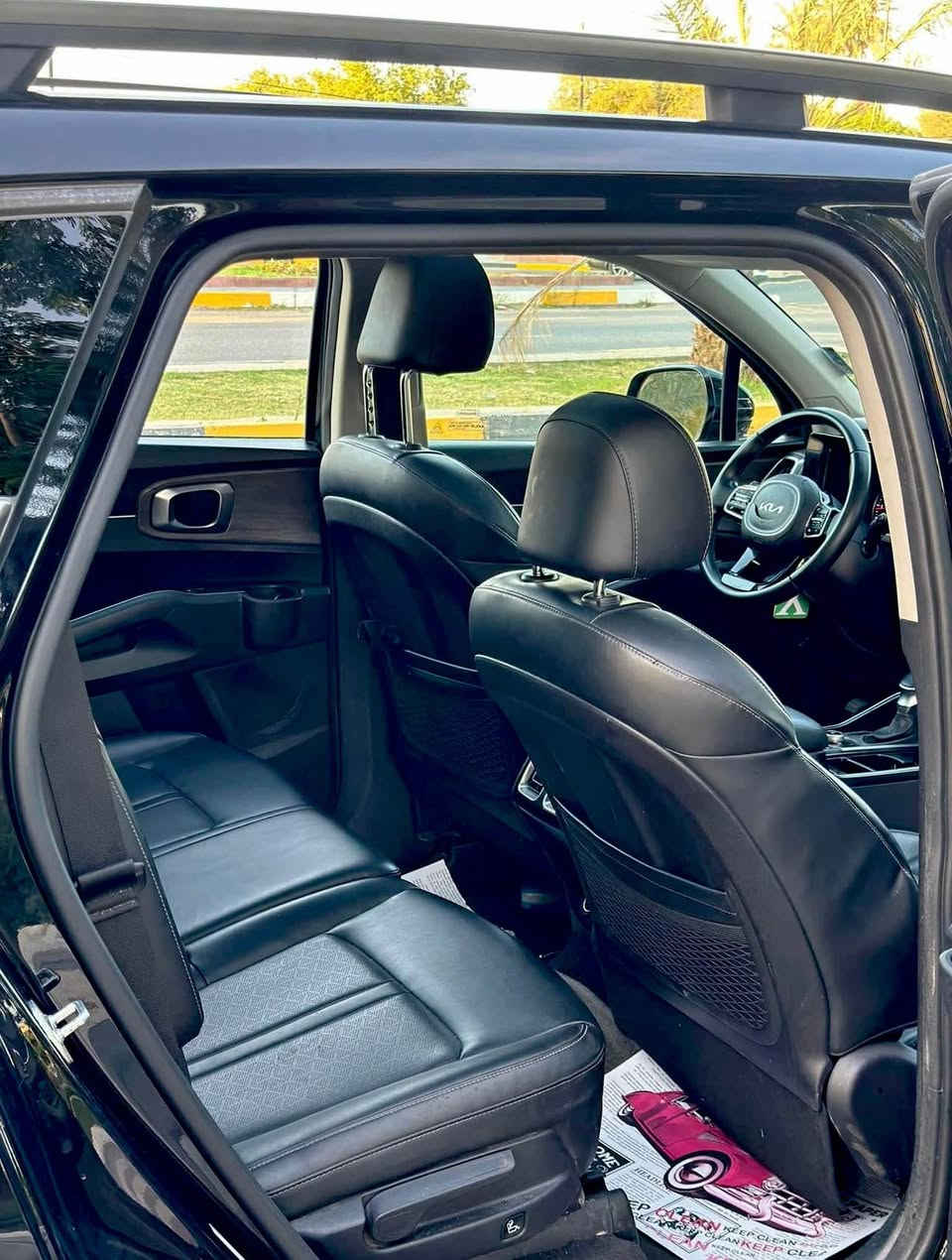 السلام عليكم 
سورنتو موديل 2022 وارد امريكي 
ماشية 56 الف ميل
محرك 4 سلندر 2500 تنفس طبيعي 
رقم بغداد باسمي 
.فتحة سقف كشنات جلد كشنات امامية كهرباء شاشة كبيرةبصمة ابواب وانارة ترحيب لايتات ٤ عدسات ٣ وضعيات قيادة تشغيل عن بعد بصمة تشغيل نظام النقطة العمياءرادارات امامية وخلفية مانع اصدام مثبت سرعة الثبات ع المسار سياقة ذاتيه قطعتين تبريد توقف ذكي كشاف ضباب لايت لد نهاري نظام نزول منحدر اوتو هولد
السعر 220$ و بيها مجال 
مكاني كربلاء *********** كربلاء, العراق
