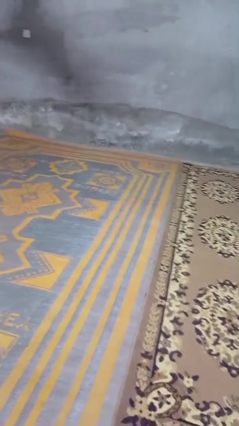 بيت للبيع بحاوي العباس حي ابو زناد المـــــــــساحه170 متر غرفتين وصاله ومطبخ حار وبارد وصحيات التواصل علئ هذا الرقم ***********@بيع وشراء سوق ماكولات الكعبي لبيع وشراء العقارات  الهدى في الشطره الهدى في الشطره @بيع وشراء بيوت الشطره
